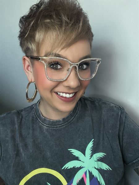 Sehr leuchtende Brille, ich liebe es!0