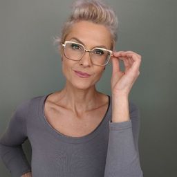 Sehr klassische goldfarbene Brille!1