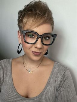 Sehr zu empfehlen diese Brille, es ist einfach wunderbar.2