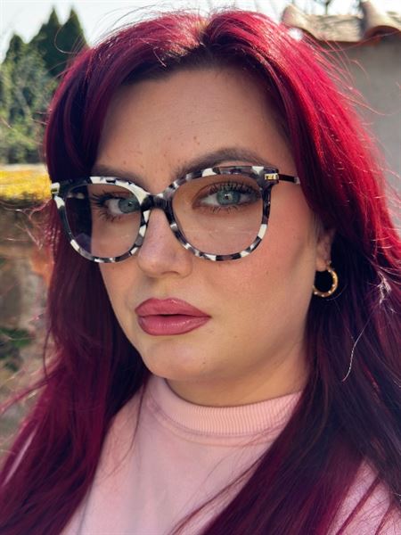 Empfehlenswert ! Wirklich tolle Brille!0