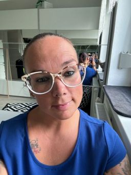 Sticht sofort ins Auge ohne aufdringlich zu sein. Tolle Brille0