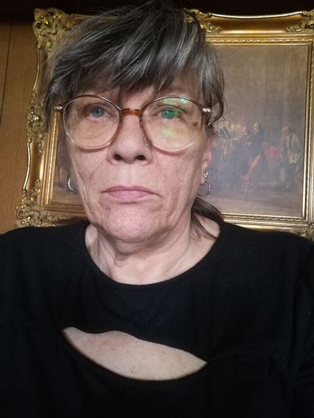 😀Sitzt perfekt und sieht gut aus, wie immer. Ist schon meine dritte B0