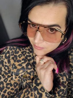 Diese Brille ist der Hammer ich bin sehr begeistert.0