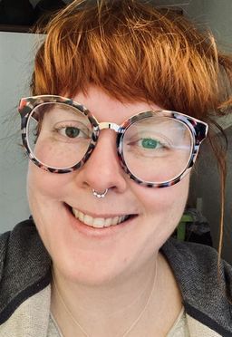 Super toll. Schönes Gestell, etwas schwer aber cool.
Habe die empfohl0