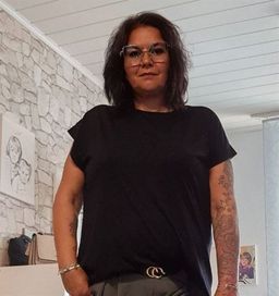 Die Brille ist toll die Gläser auch super und das Gestell hat nicht je0