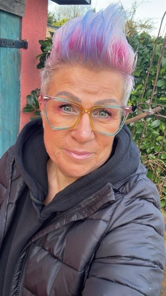 Cicely Blau-Bunt Geometrisch. Eine ganz besonders schöne Brille mit ei0