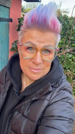 Cicely Blau-Bunt Geometrisch. Eine ganz besonders schöne Brille mit ei0