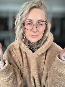 Super nette Katzenaugenbrille!2