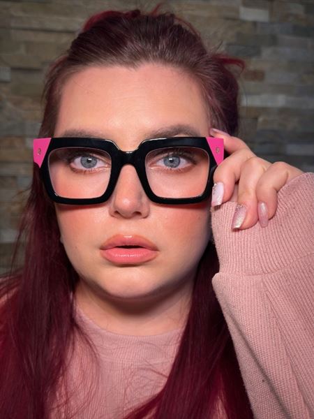 Sehr stilvolle Brille mit dickem Rand!2