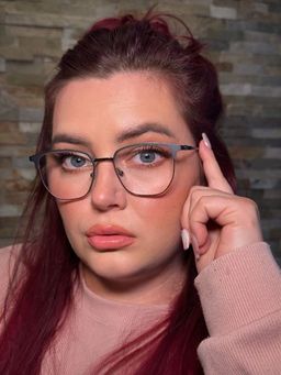 Die Brille ist leicht und stressfrei zu tragen.1