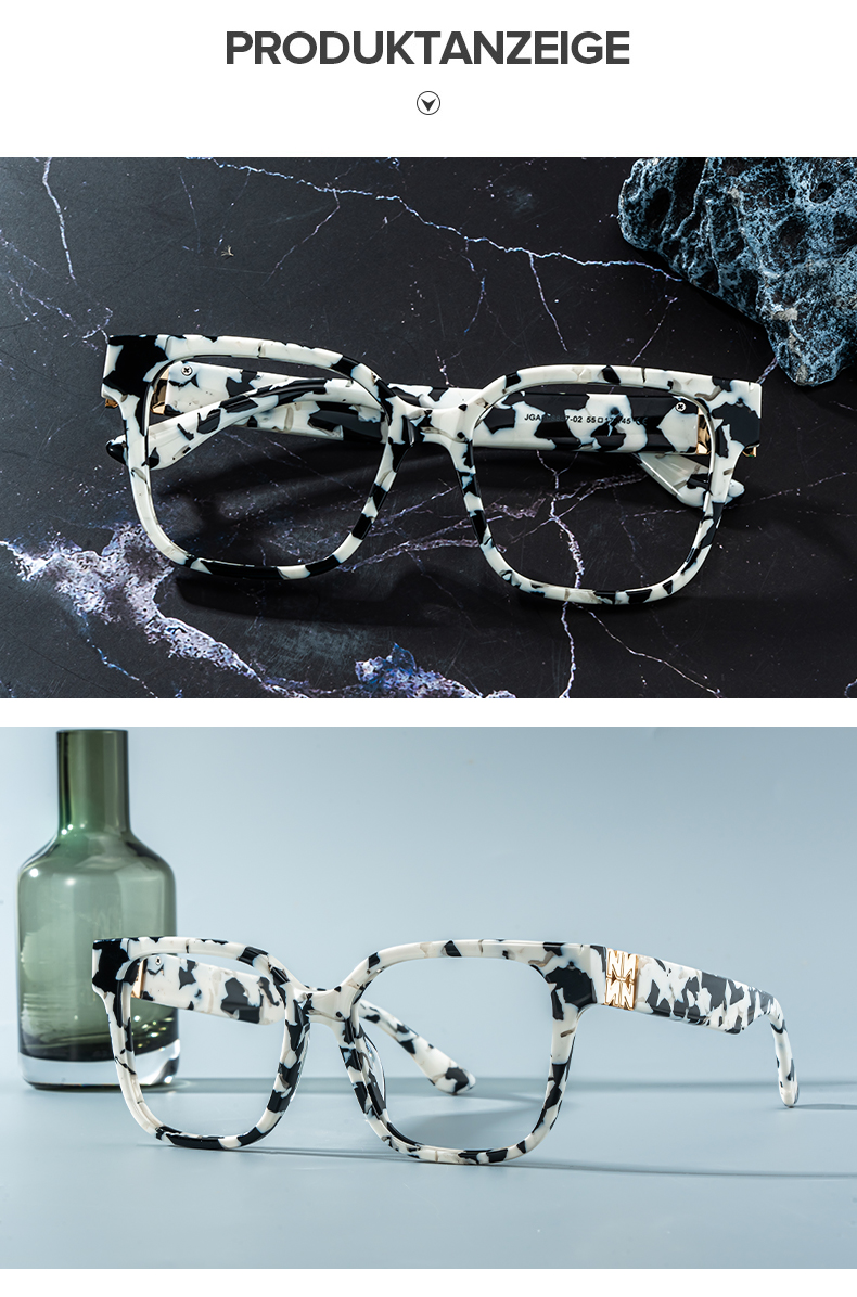 Kerri Kuhmuster Quadratisch Brille