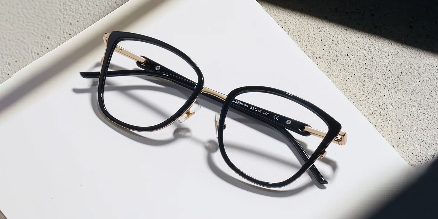 Marisa Schwarz Cateye Gemischte Materialien Brille1