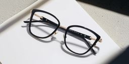 Marisa Schwarz Cateye Brille1