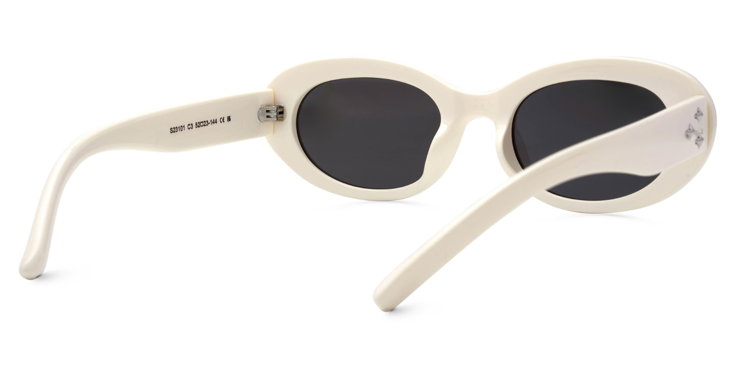 Shirley Weiß Oval Sonnenbrille2