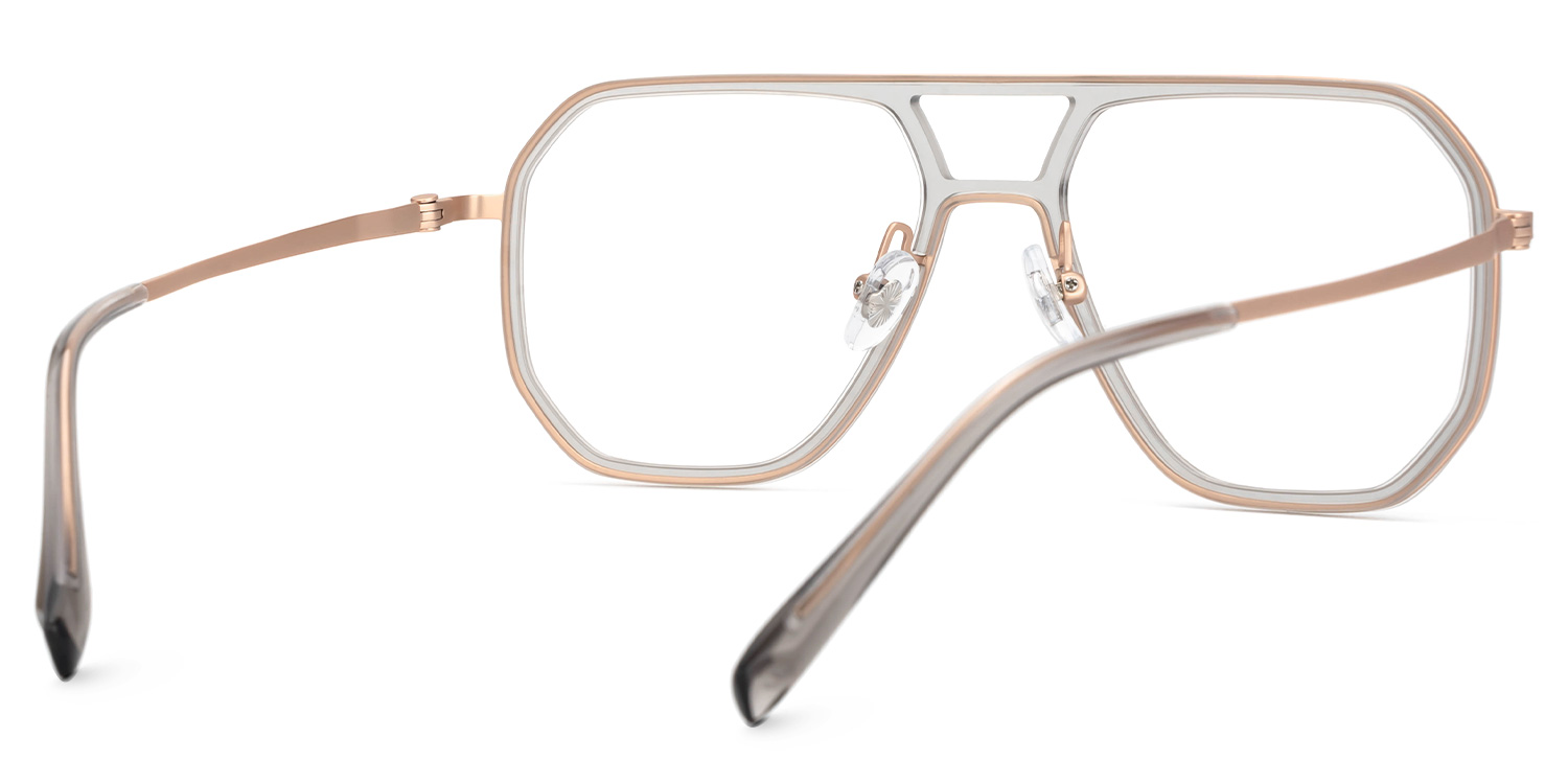 Reiko Grau Pilot Brille3