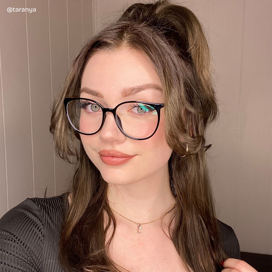 Wunderschöne Brille und sehr gute Qualität. Passt von der Sehstärke un