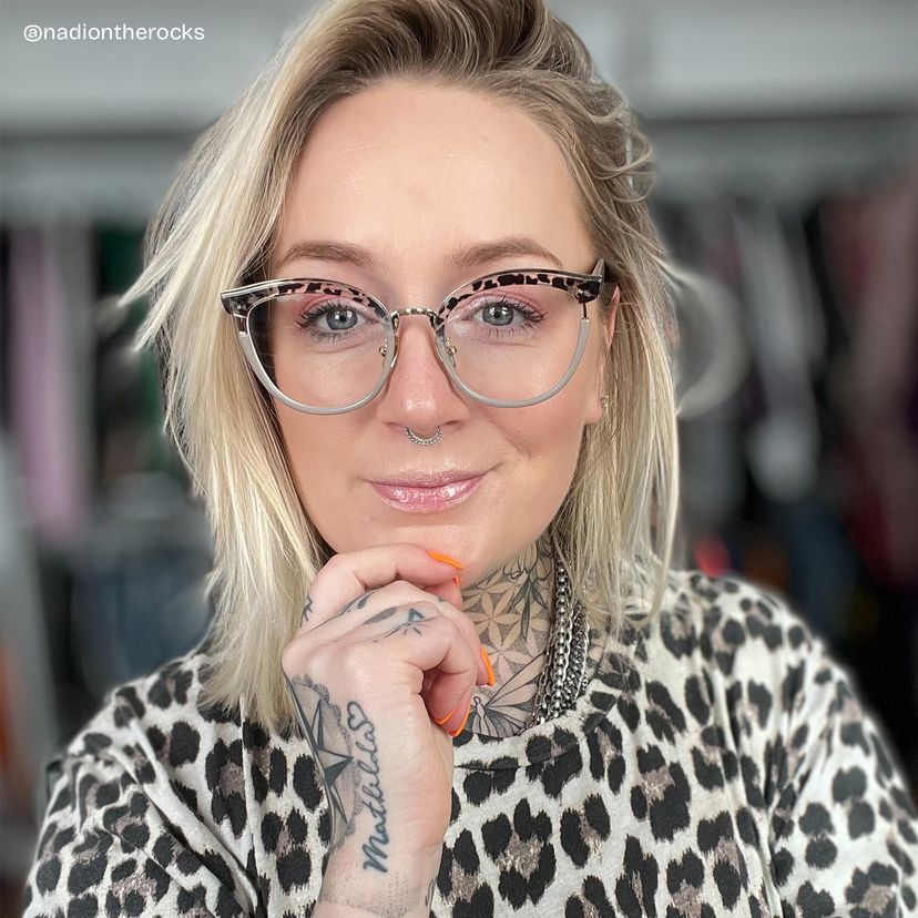 Laraine Beige Cateye Brille