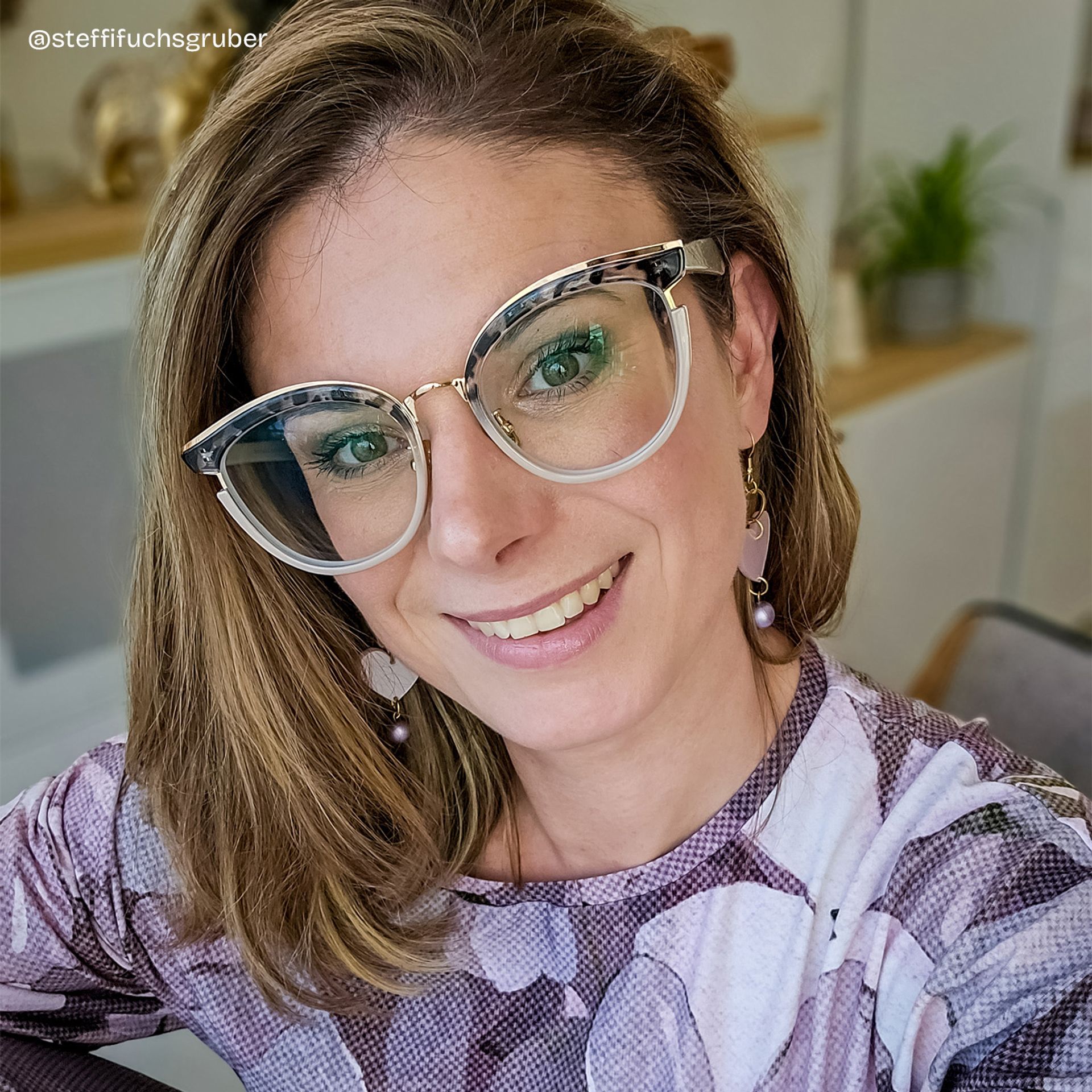 Laraine Beige Cateye Brille7