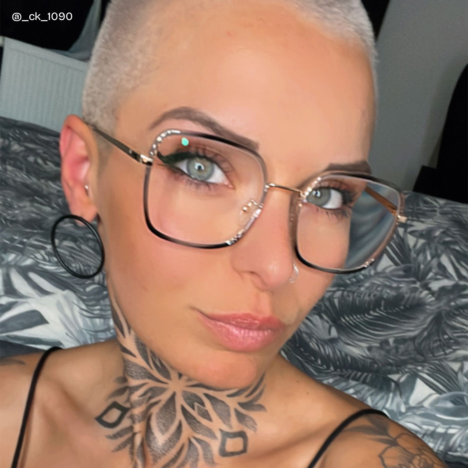 Kelby Grau-Schwarz Quadratisch Brille7