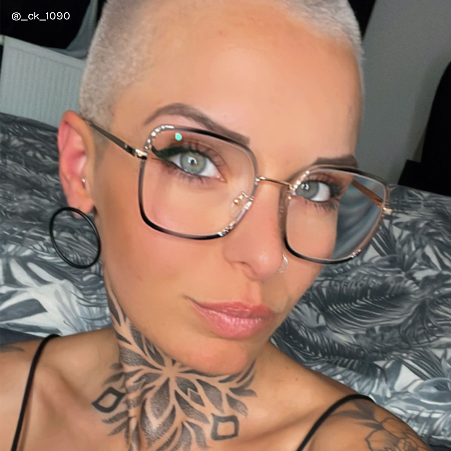 Kelby Grau-Schwarz Quadratisch Brille7