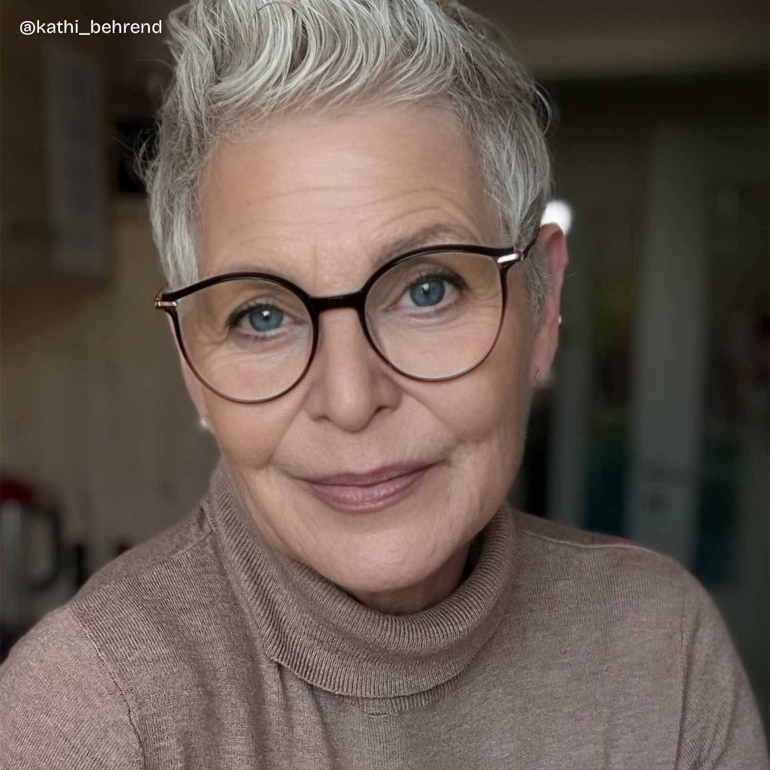 Yadejah Schwarz-Rot Cateye Brille6