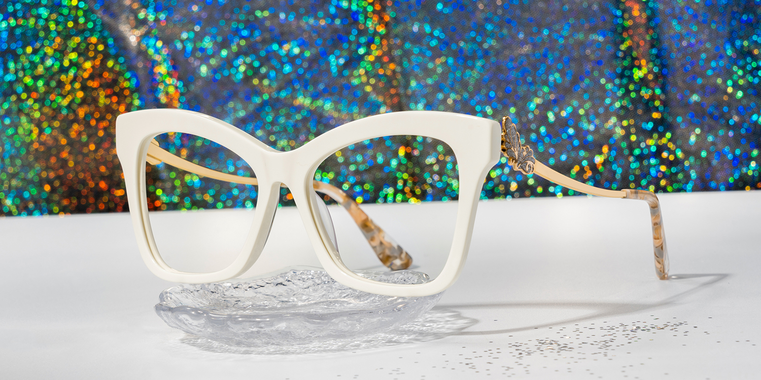 Elida Weiß Schmetterling Gemischte Materialien Brille1