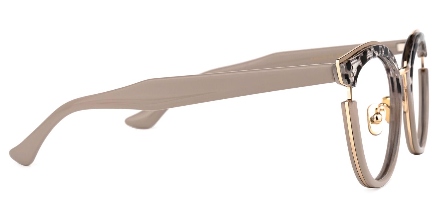 Laraine Beige Cateye Brille2