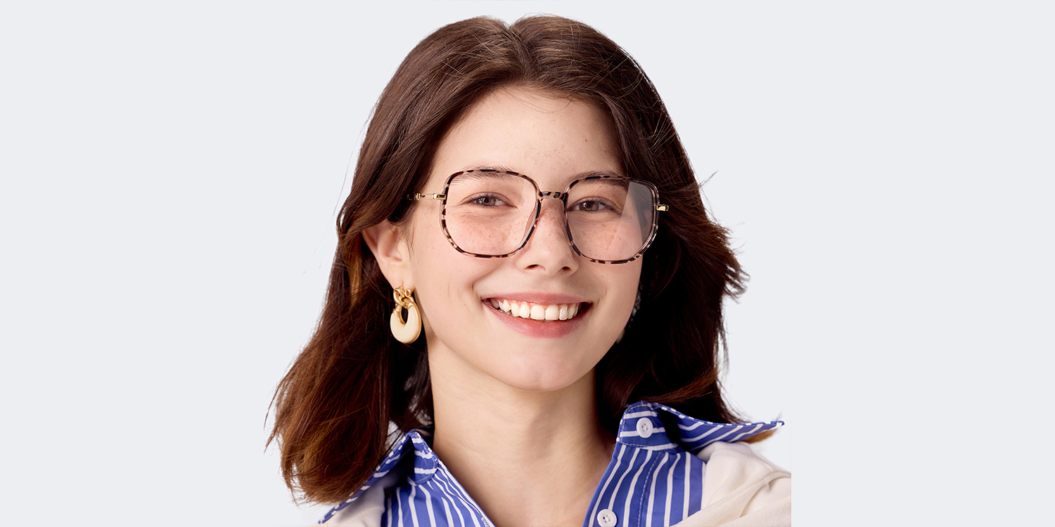 Joana Tortoise Geometrisch Brille1
