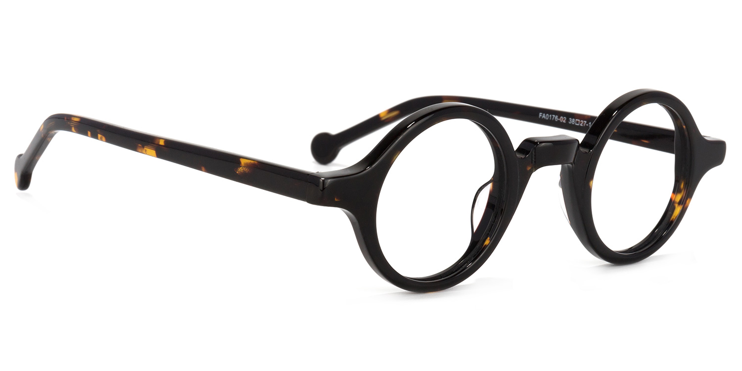 Arale Tortoise Rund Vollrand Brille2